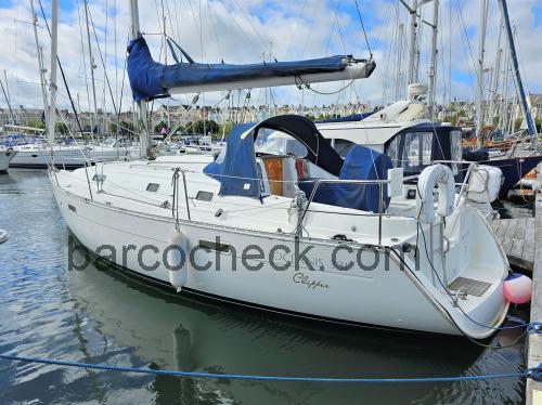 Beneteau Oceanis 331 avaliação e ficha técnica